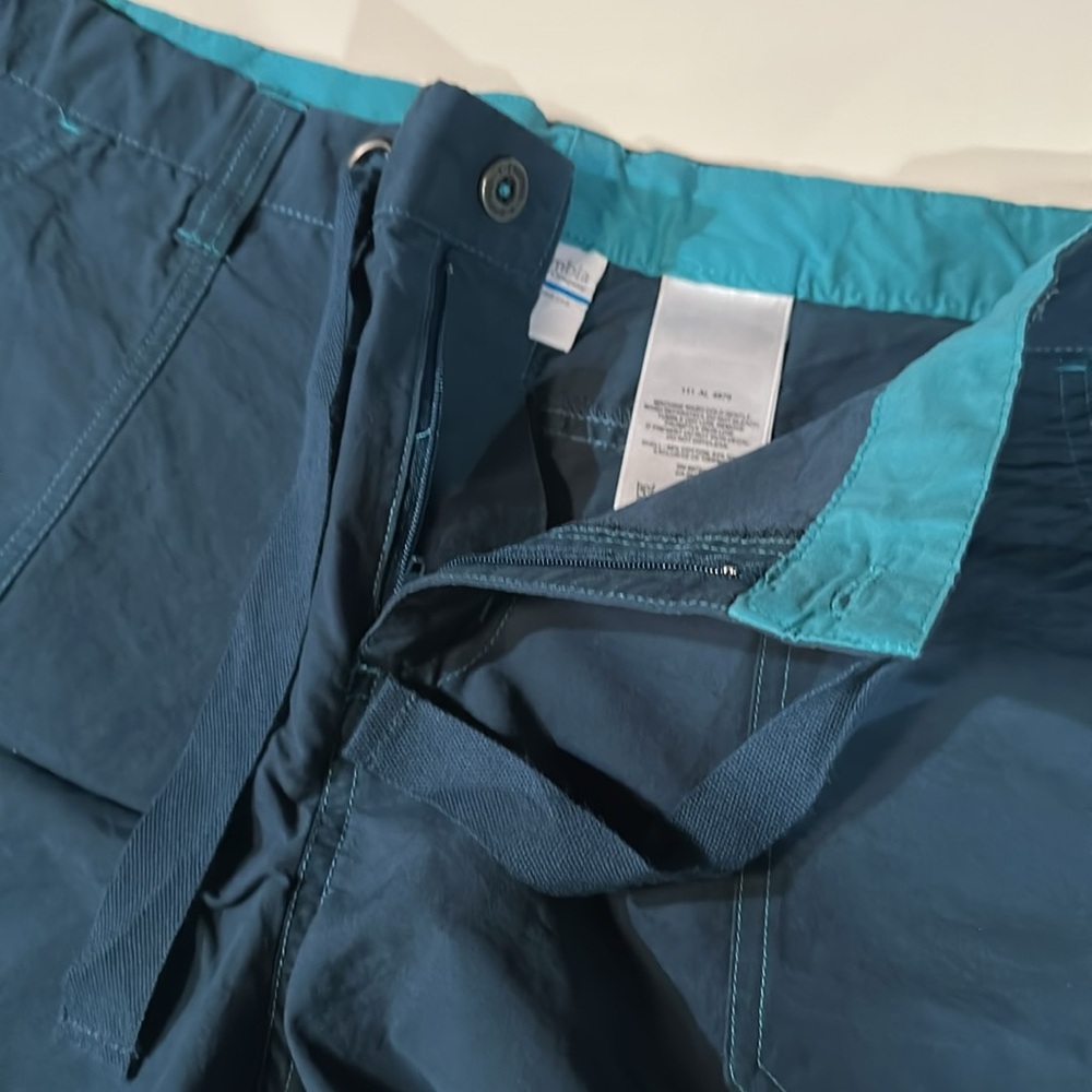 Columbia Drawstring Short - Picture 4 of 10